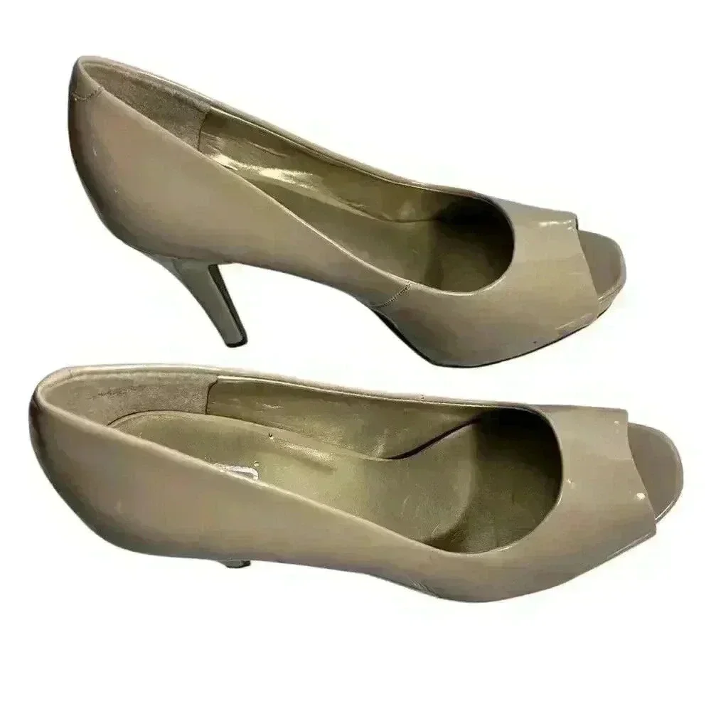 9 & Co. 10M Nude Tan Open Toe Platform Heel Shoes Classy Dressy Business Heels